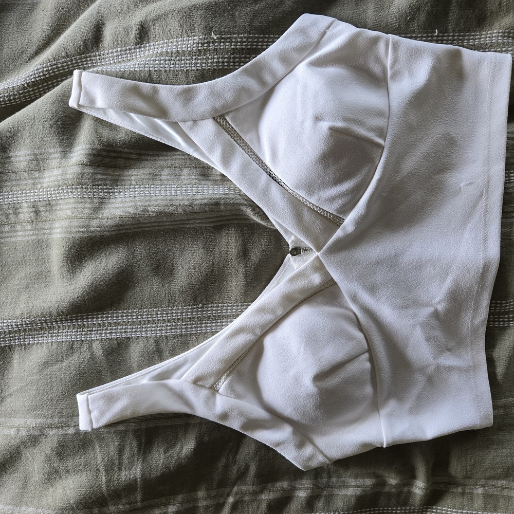 White V Neck Crop Top